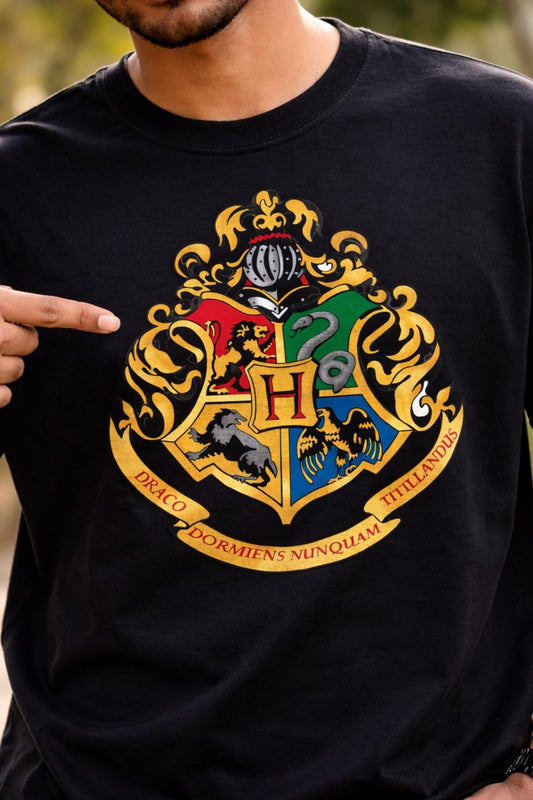 Harry Potter Hogwarts Emblem T-Shirt | Black